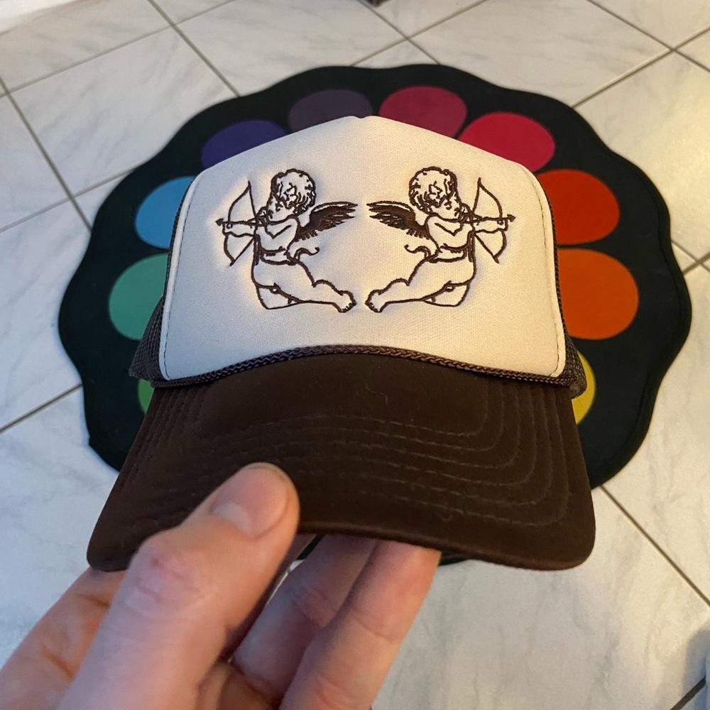 Fortitude trucker hat. Like new.